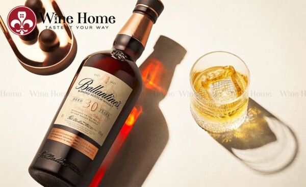 rượu whisky : Ballantines 30 Blended Scotch Whisky