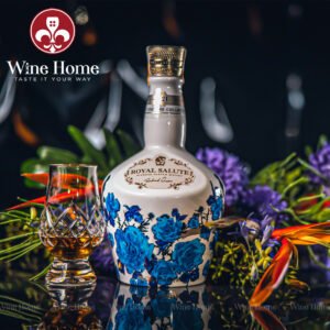 Royal Salute 21 Richard Quinn White - Siêu Phẩm Whisky Nghệ Thuật, Quà Tặng Đẳng | Rượu Vang Nhập Khẩu Cao Cấp Rượu Whisky : Royal Salute 21 Richard Quinn Edition White