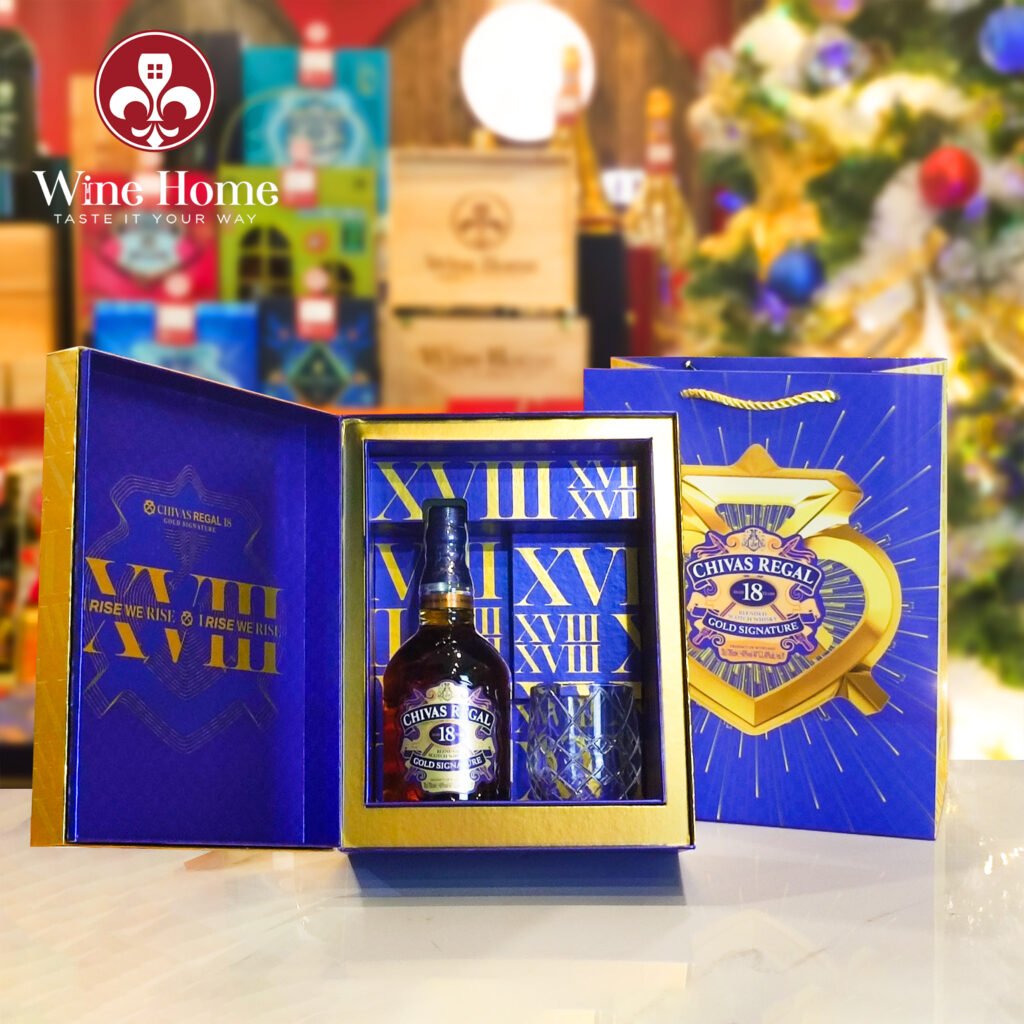 Rượu Whisky : Chivas Regal 18 Gold hộp quà Rượu Whisky : Chivas Regal 18 Gold hộp quà