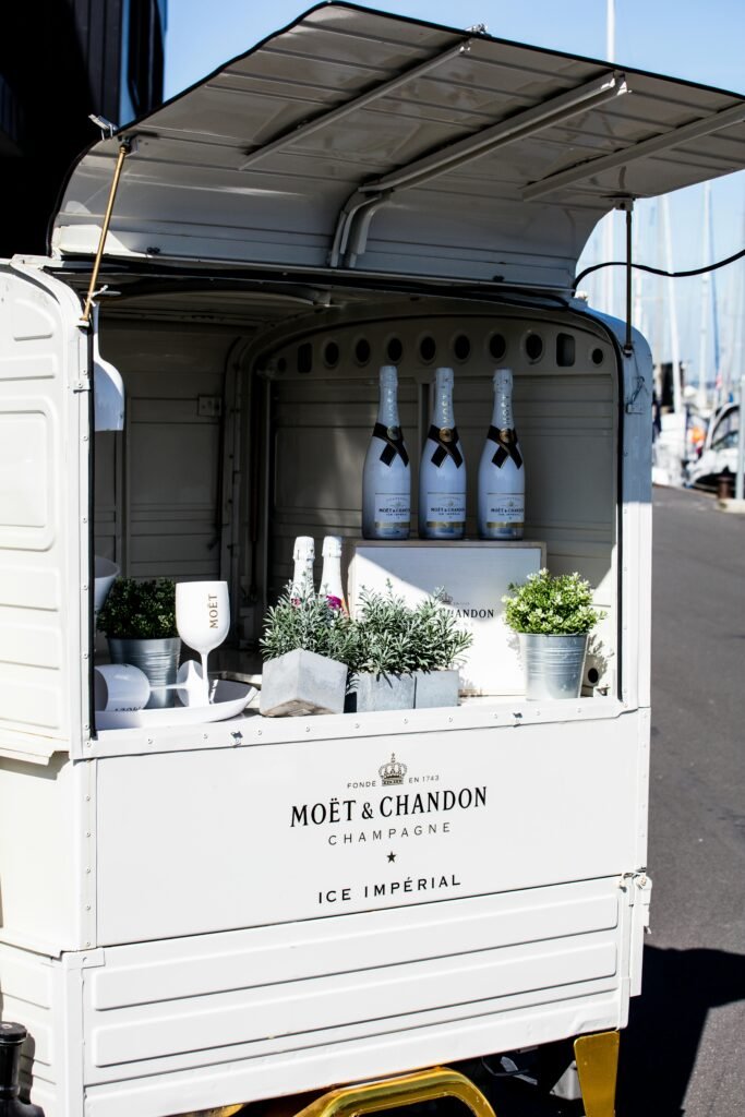 Champagne Moet Chandon Ice Imperial Champagne Moet Chandon Ice Imperial
