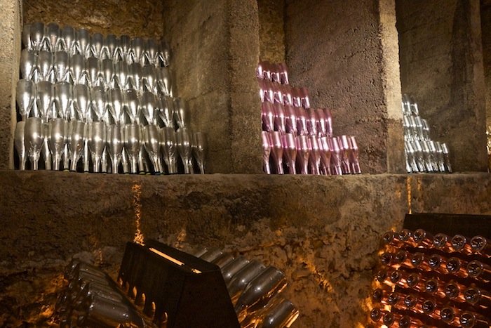 Hầm rượu Armand de Brignac