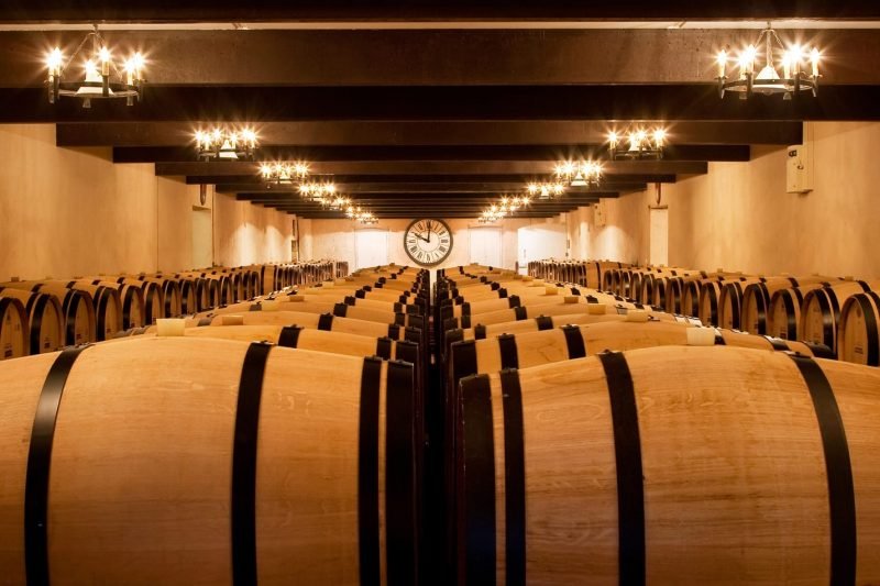 Thương Hiệu Chateau La Tour Carnet – Di sản Grand Cru Classé từ thế kỷ 12 | Rượu Vang Nhập Khẩu Cao Cấp Chateau La Tour Carnet